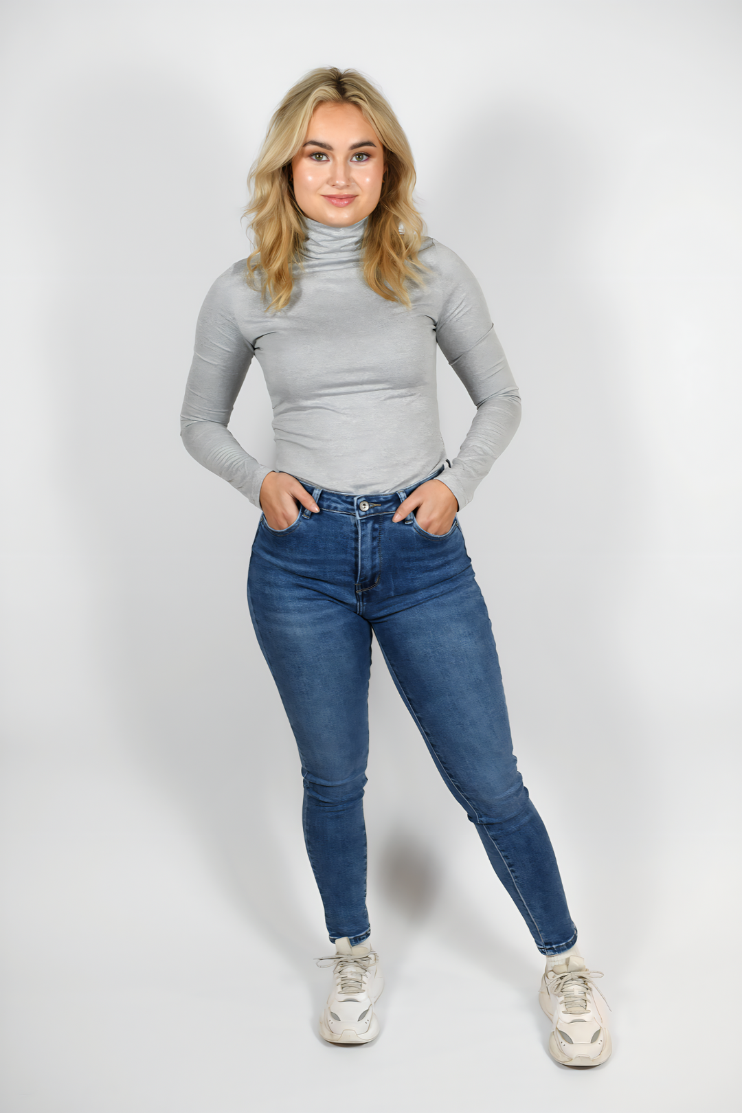 QUINDY HIGH WAIST JEANS